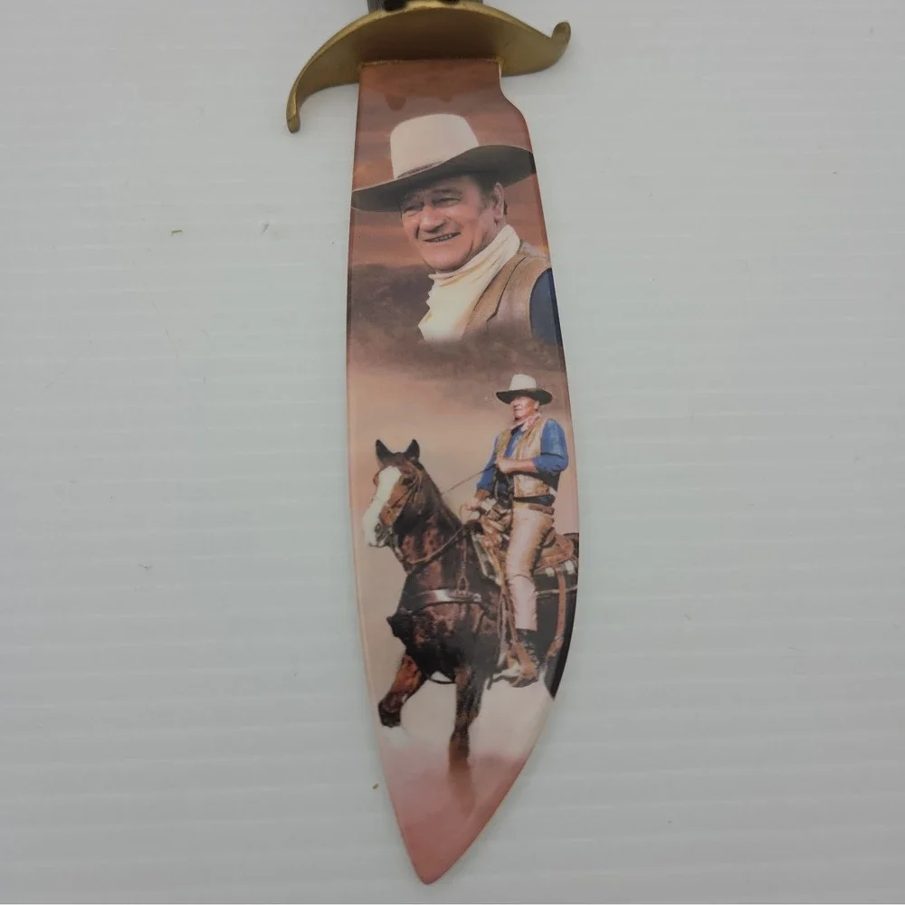 John Wayne Collectable Western Legend Plaque Bradford Exchange